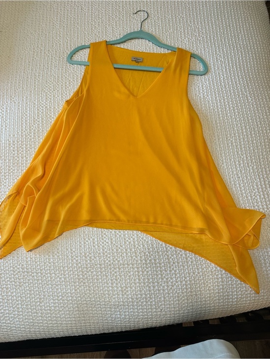 Daniel Cremieux Tops - Daniel Cremieux Bright Yellow Sleeveless V-Neck Layered Camisole